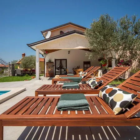 Holiday Kim By Interhome Brest